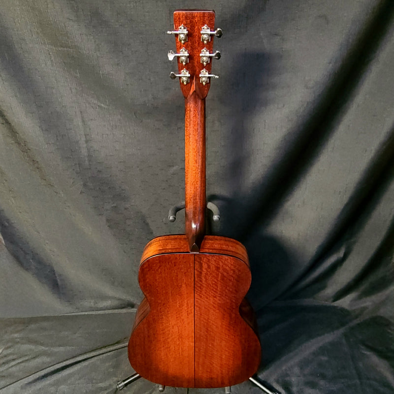 Eastman E6OM-TC Acoustic Guitar
