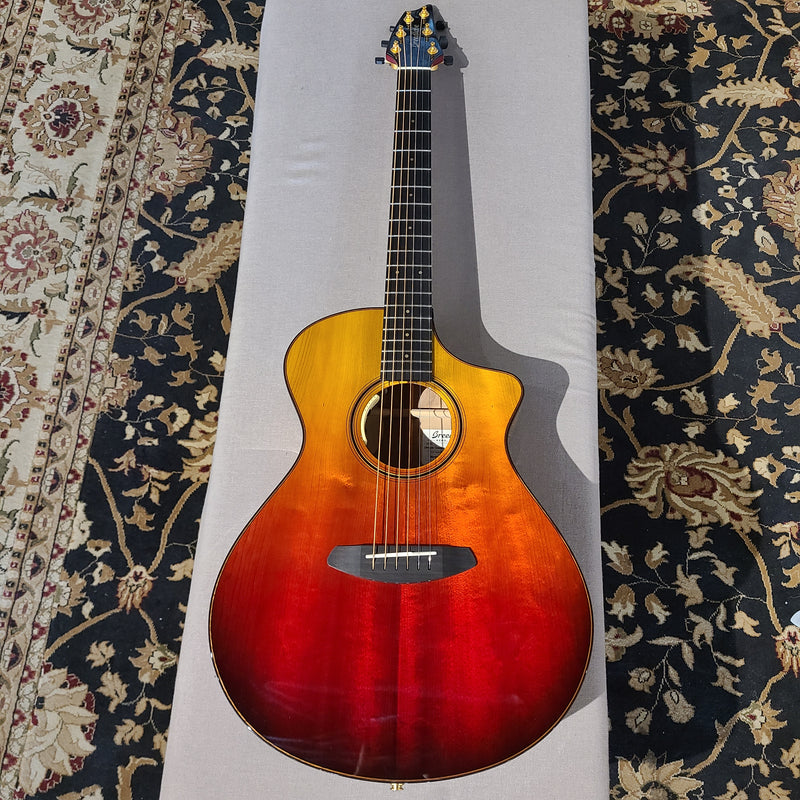 Breedlove Limited Edition Oregon Concert CE w/Case - Tequila Sunrise
