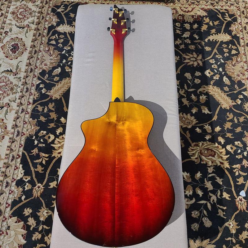 Breedlove Limited Edition Oregon Concert CE w/Case - Tequila Sunrise