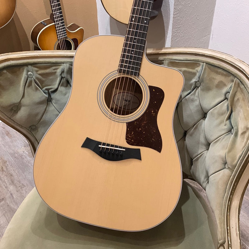 Taylor 210ce Acoustic Electric Guitar w/ Bag