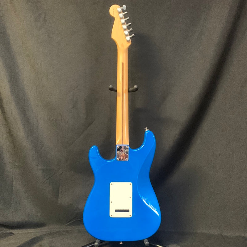 Used 1995 Fender American Strat Plus w/ Roland GK-2A & Case - Electric Blue 092523