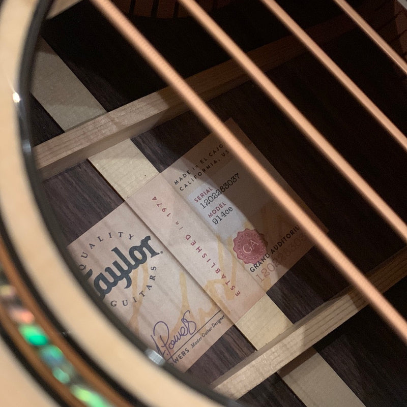 Taylor 914ce w/ Case - Rosewood