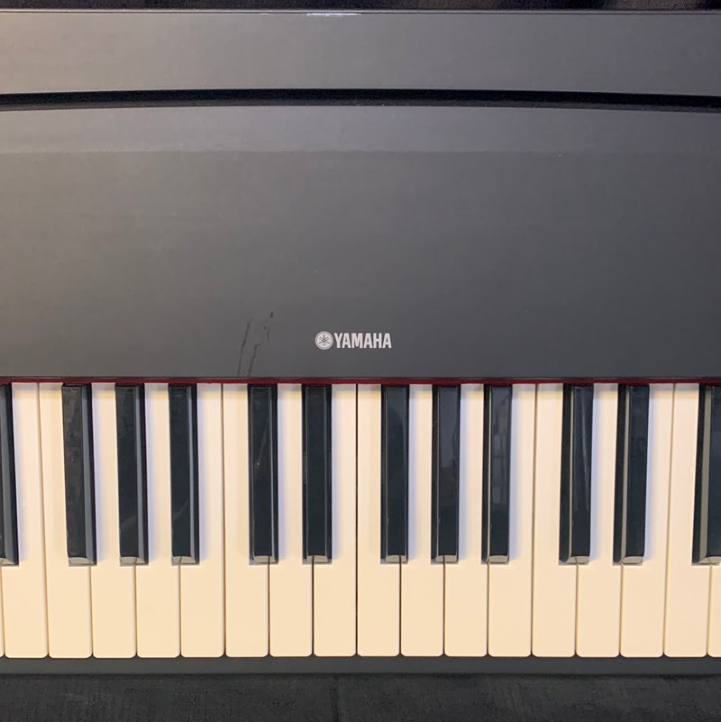 Used Yamaha P70 Electric Piano w/ Bag & Stand 021824