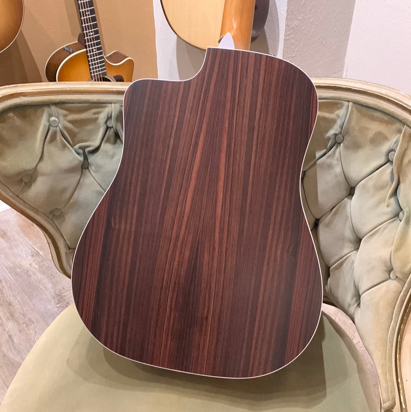 Taylor 210ce Acoustic Electric Guitar w/ Bag