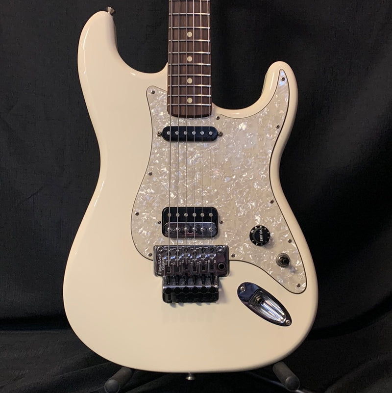 Used 2017 Fender Standard Stratocaster Floyd Rose HS (modified) - Olympic White 082323