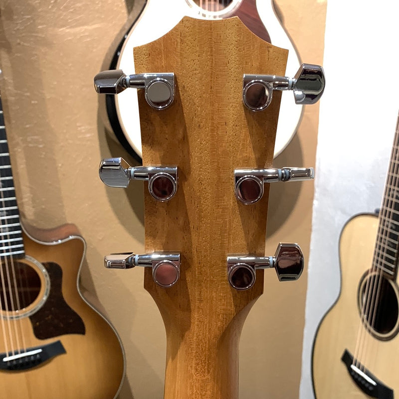 Taylor 210ce Acoustic Electric Guitar w/ Bag