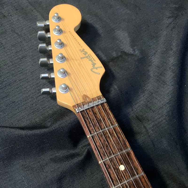 Used 1995 Fender American Strat Plus w/ Roland GK-2A & Case - Electric Blue 092523