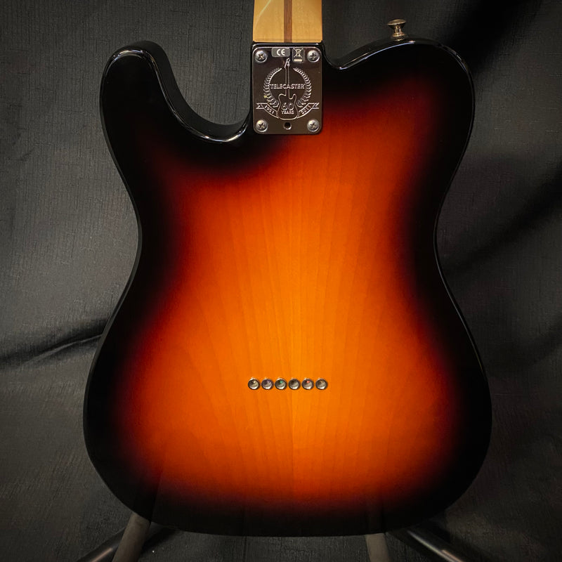 Used 2011 Fender American Standard Telecaster - Sunburst 112023