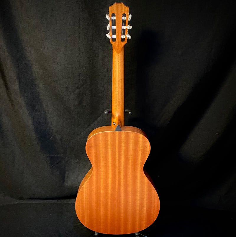 Taylor Academy 12-N w/ Bag