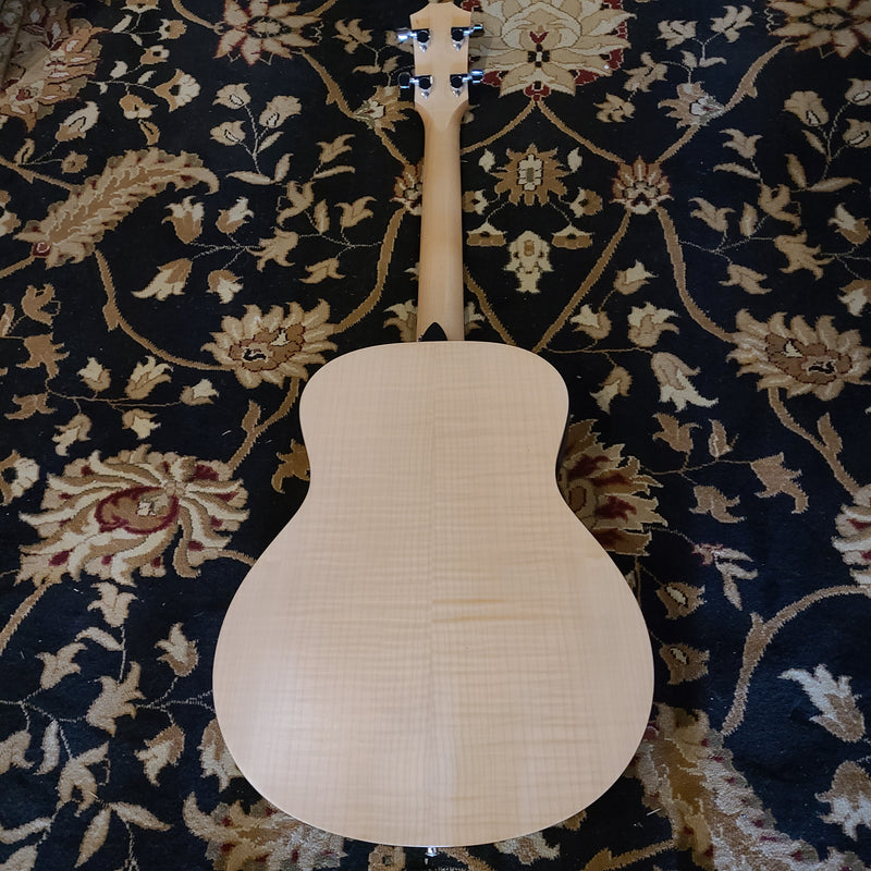 Taylor GS Mini-e Maple Bass w/ Bag