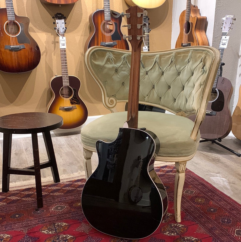 Taylor 414ce Grand Auditorium w/ Case - Tobacco Sunburst